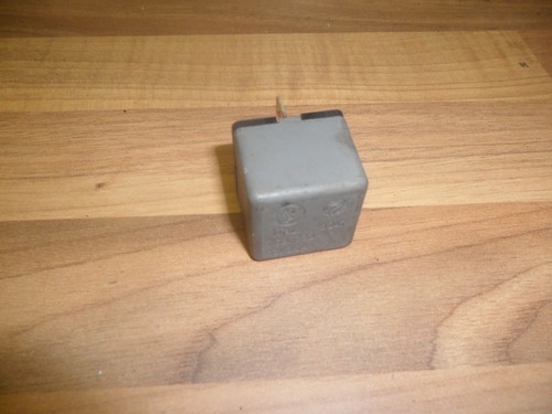 Alfa romeo relay grey n - relay, p/n