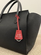 Prada Re-Edition 2025 Leather