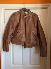 Halvassan Nyval Leather