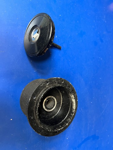 Triumph steering wheel hub