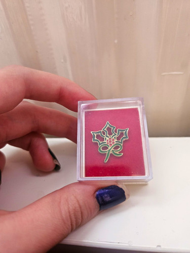 Enamel maple leaf pin - maple, in
