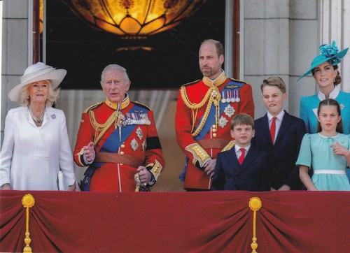 Genuine postcard 2025 queen - **genuine, postcard-2025**queen