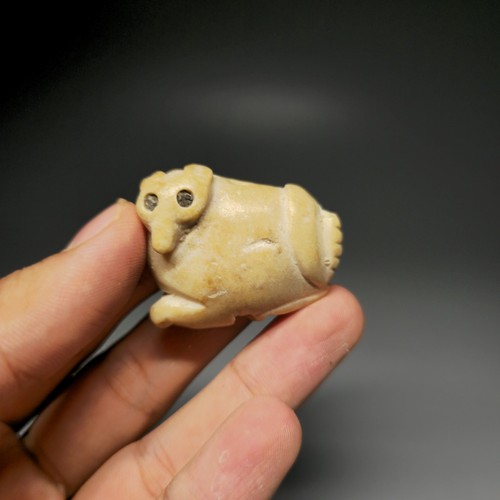 Circa babylonian white stone - circa,