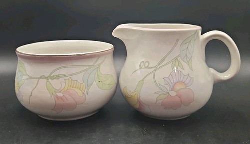 Martiniqué stoneware milk jug - stoneware,