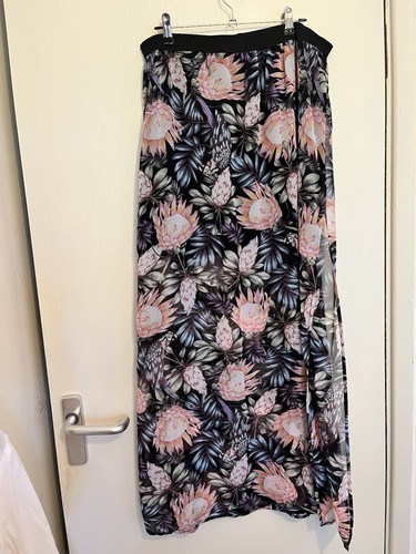 Long floral skirt size 14 - h&m,