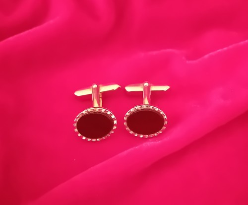 Vintage gold tone cufflinks - vintage,