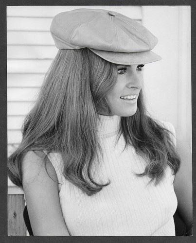 Raquel welch original - welch,