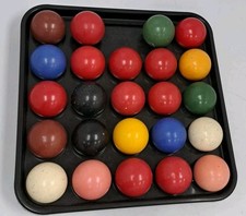 Vintage set of 24 snooker