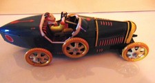 Tin Plate Model Racing Car, Wind up but no Key, in Good Condition.