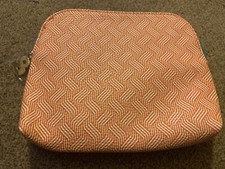 BN Toni & Guy Orange Make Up