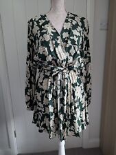 ZARA GREEN / IVORY FLORAL LONG SLEEVE SHORTS PLAYSUIT SIZE L