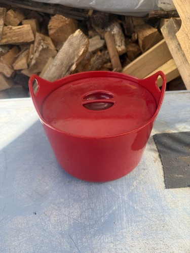 Vintage enamelled cast iron - vintage,