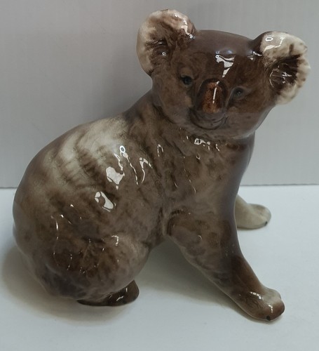Beswick seated koala bear - seated,