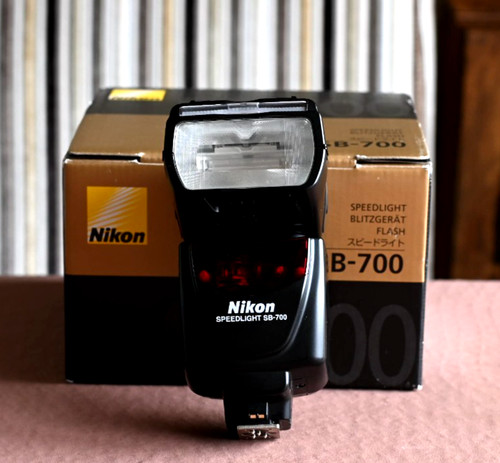 Nikon 700 speedlight shoe - nikon,