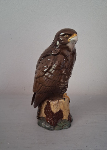 Royal doulton buzzard decanter - buzzard,
