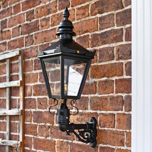 Black victorian wall - black,