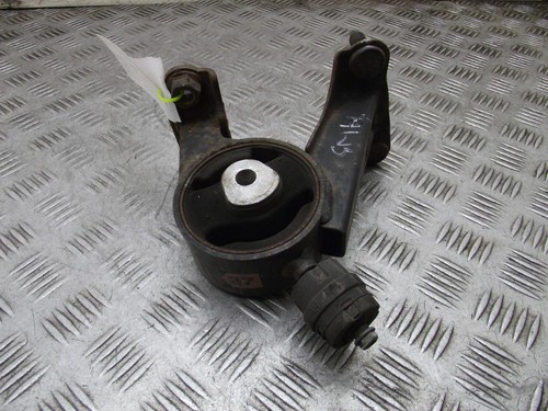 Toyota estima front subframe - toyota,