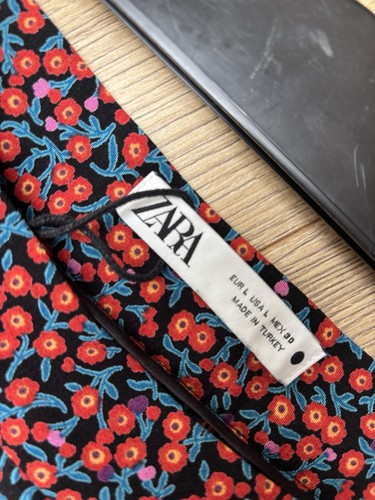 Zara size large ladies midi - large,