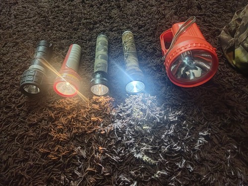 Flashlight bundle - flashlight,