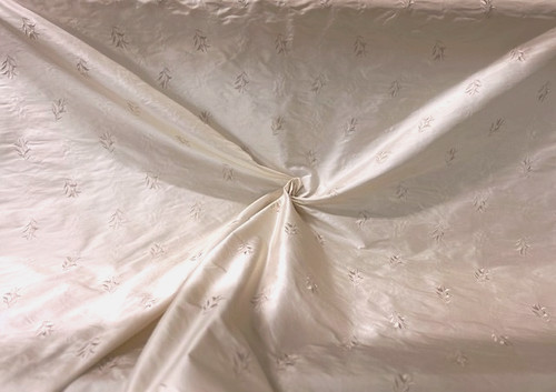 Embroidered pure silk fabric - silk,