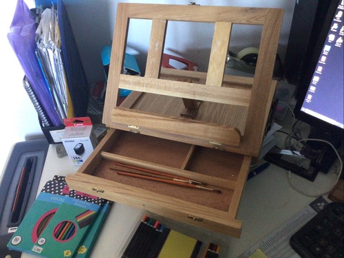 Portable artists easel - artists,