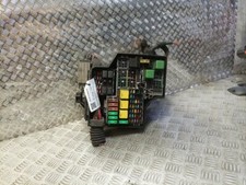 VAUXHALL COMBO 2004-2011 1.6 FUSE BOX (IN ENGINE BAY) 13142780