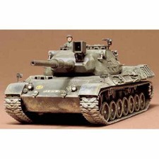 Tamiya 1:35 Plastic Model Tank