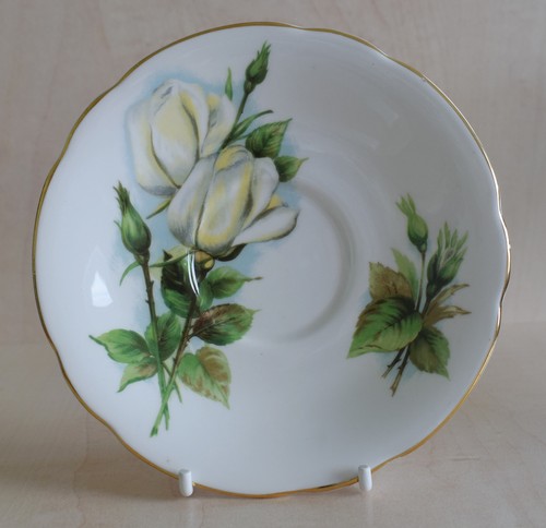 Paragon england virgo saucer - -,