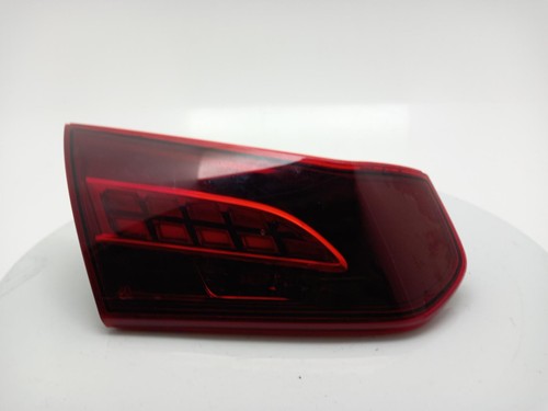 Mercedes class tail light - e,