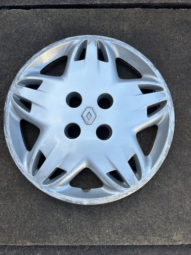Renault clio wheel trim - renault,