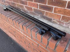 THULE 757 FOOTPACK (Now 7104) THULE 761 Black Square Bars 120 cms