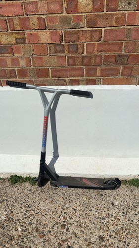 Mongoose stunt scooter - mongoose,