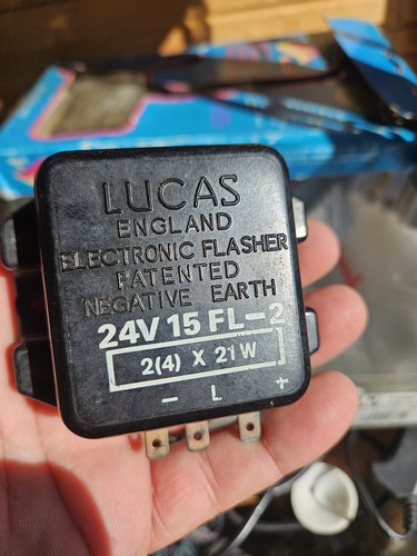 Vintage lucas 24v - vintage,