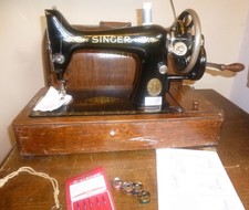 Singer  99K  Hand Crank Sewing Machine   With Original Case . FULLY SERVICED
