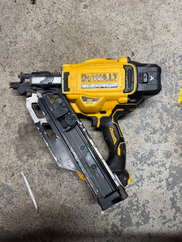 Dewalt dcn930 18v brushless - 18v,