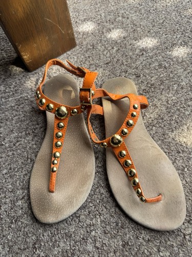 Atmosphere orange studded - atmosphere, t