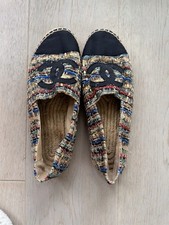CHANEL Espadrilles