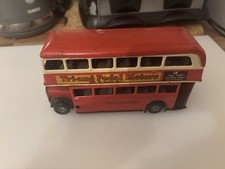 TRIANG MINIC RED & CREAM