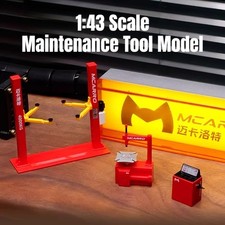 Diorama 1:43 Scale Car Lift