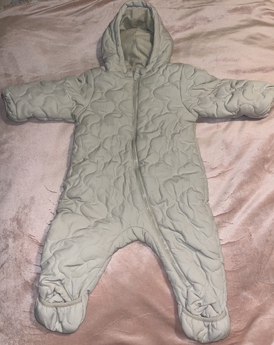 Babys beige snowsuit - m,