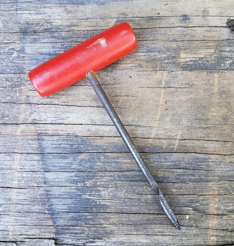 Antique hand held gimlet - gimlet, /