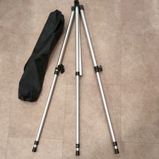 BRAND NEW.  Adjustable Aluminium Easel Tripod Stand w/ Carry Bag.  BRAND NEW.