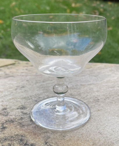 Clear glass champagne - clear, saucer