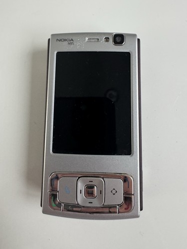 Nokia n95 silver 02 - nokia, on