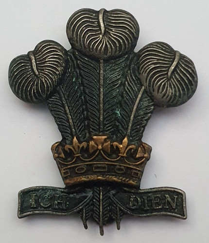 Welsh regiment black brass cap - regiment,