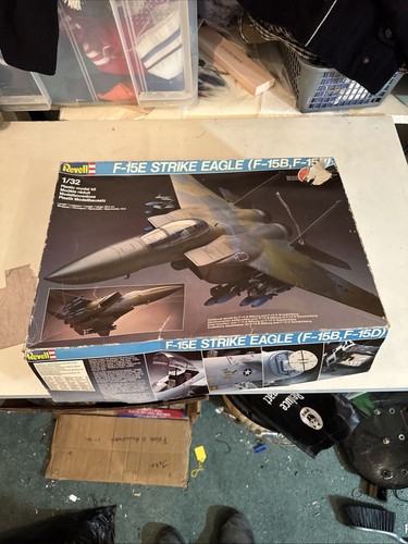 Rare revell 15e - 1/32, f-15e(