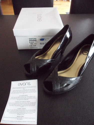 Evans ladies heeled black