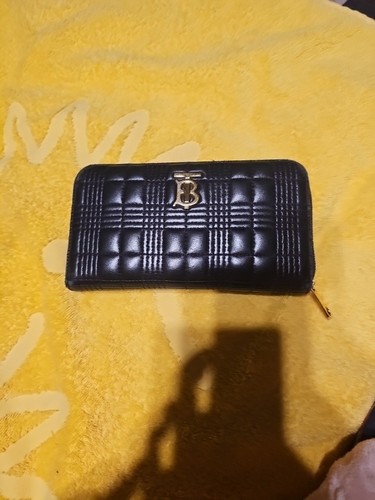 Burberry lola vallet - burberry,