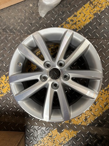 Genuine polo 9n3 alloy - vw,
