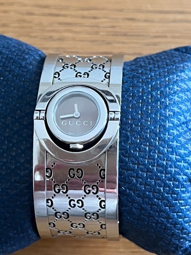 Gucci bangle watch - gucci, womens